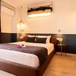 Hotel Urla 1867 *