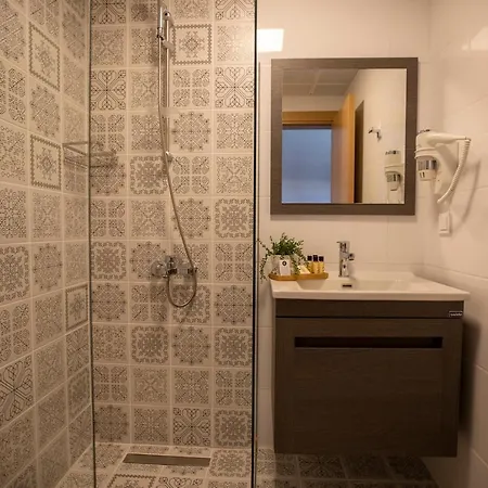 Urla 1867 Otel Ildır