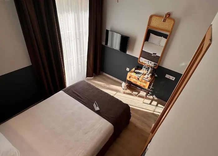 Urla 1867 Hotel Ildiri