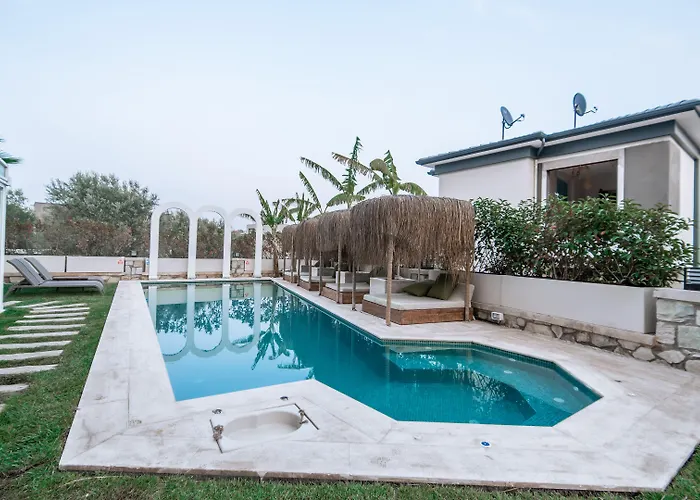 Urla 1867 Hotel